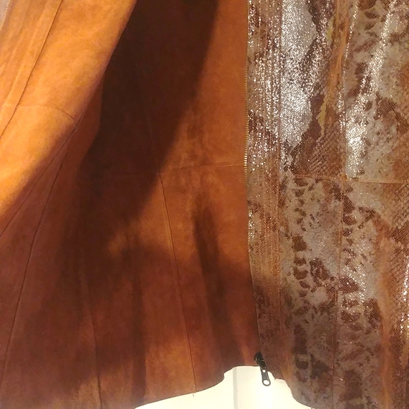 Python Print Suede Brown Zipped Front Jacket sz L? - Picture 2 of 4